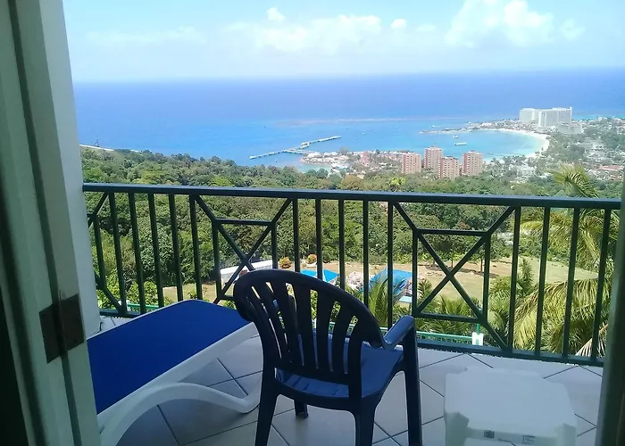 Bed and breakfast Pink Rock 4*
